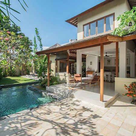 Villa Shanti, Sitara Villa Group Seminyak  Exterior photo